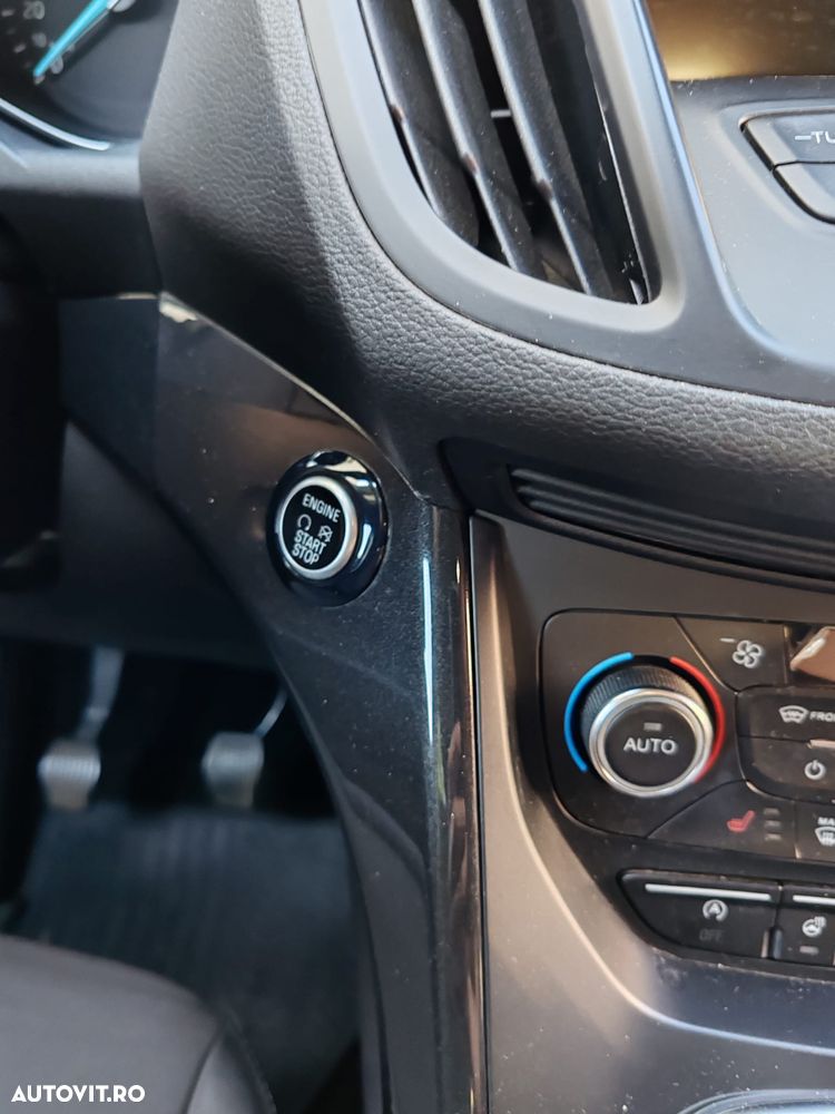 Ford Kuga 1.5 EcoBoost 2WD Titanium - 5