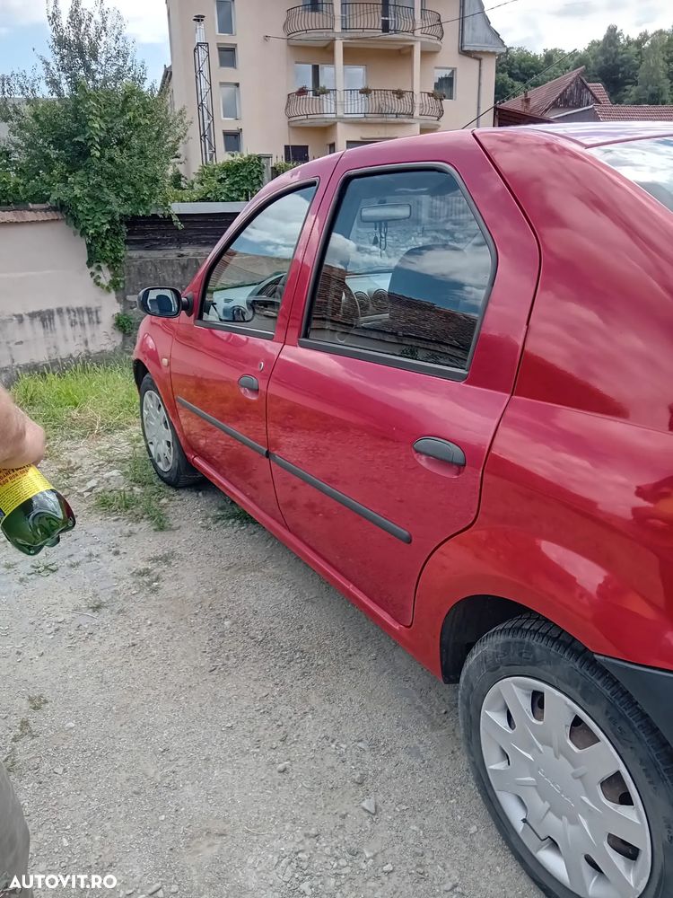 Dacia Logan 1.4 MPI Laureate - 4