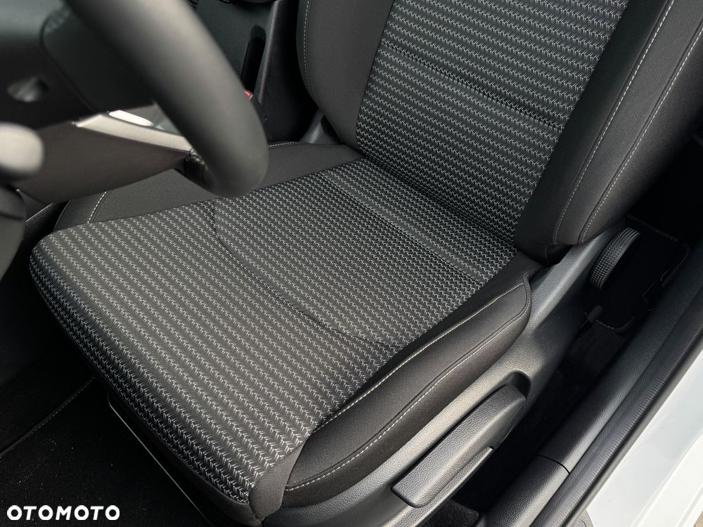 Kia Ceed 1.5 T-GDI M - 11