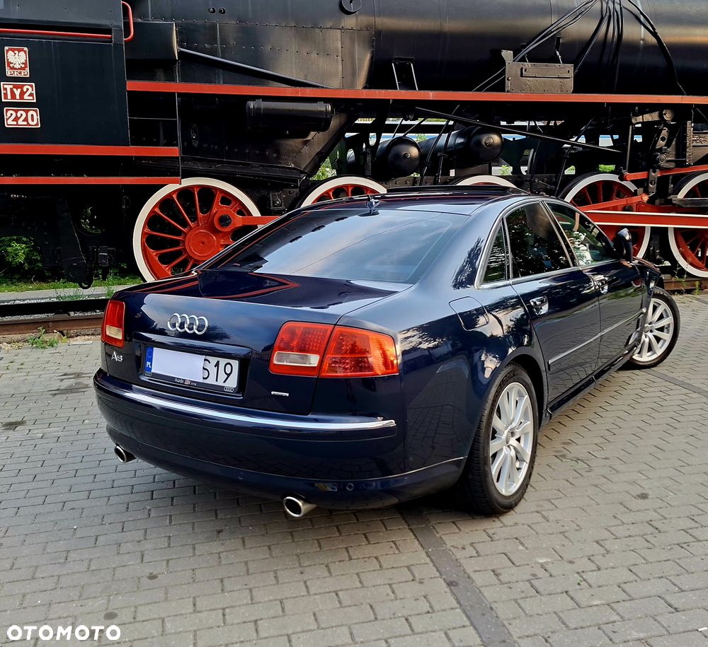 Audi A8 4.2 Quattro - 19