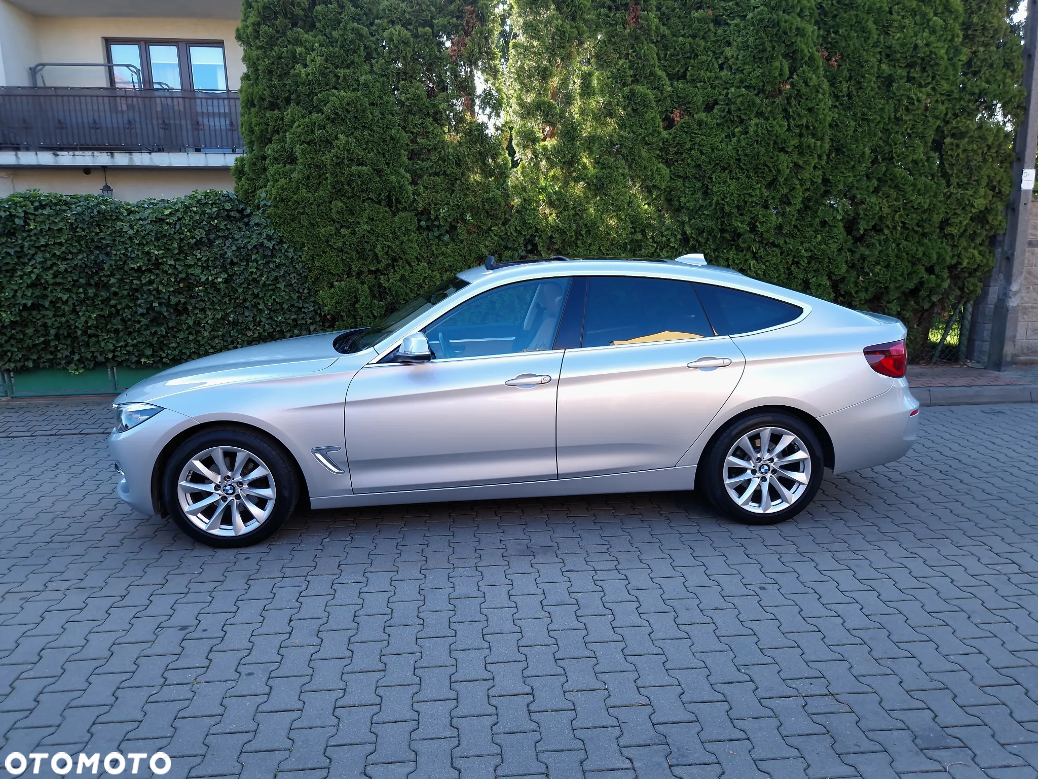 BMW 3GT 320d xDrive Luxury Line - 4