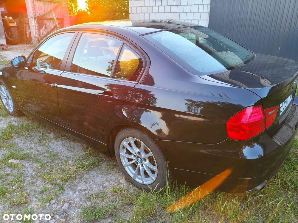 BMW Seria 3 318i Edition Lifestyle - 4