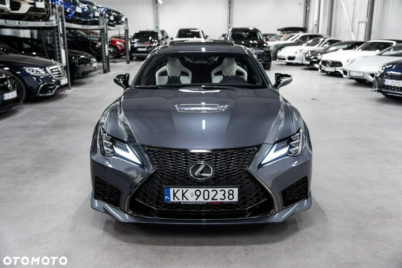Lexus RC - 3