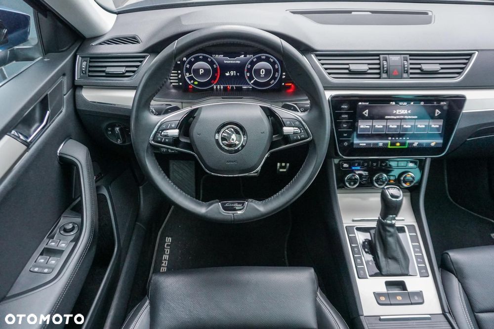 Skoda Superb 2.0 TSI L&K DSG - 19