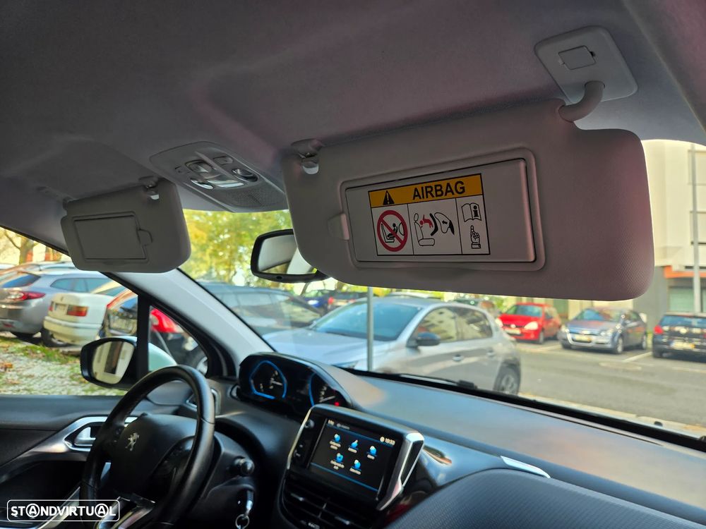 Peugeot 2008 PureTech 110 GPF Stop&Start EAT6 Crossway - 27