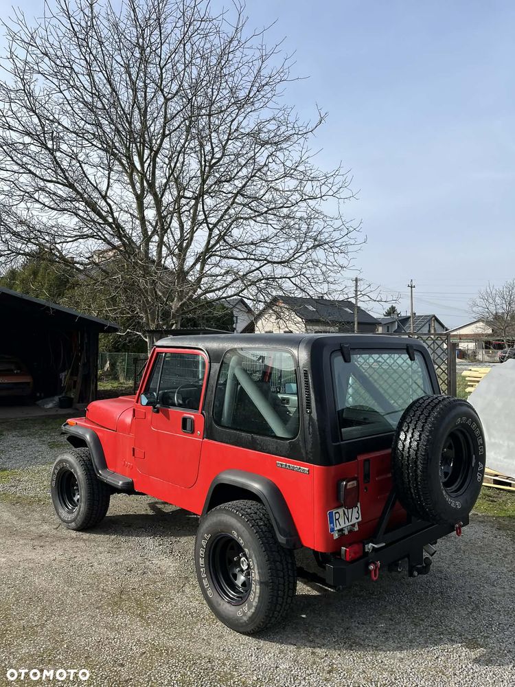 Jeep Wrangler - 5
