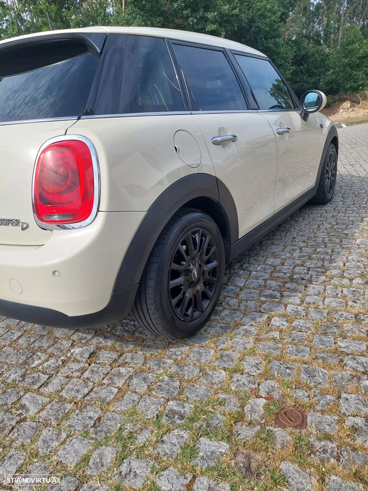MINI 5 Portas - 4