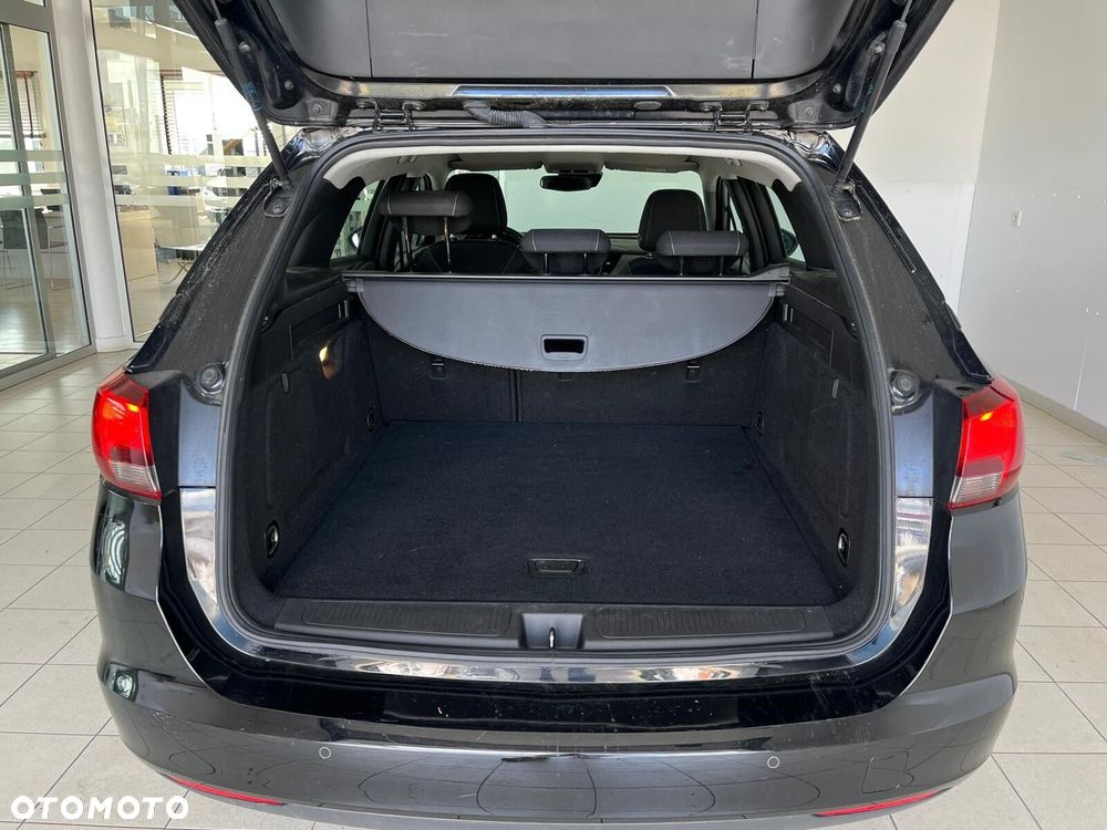 Opel Astra 1.2 T Edition S&S - 10