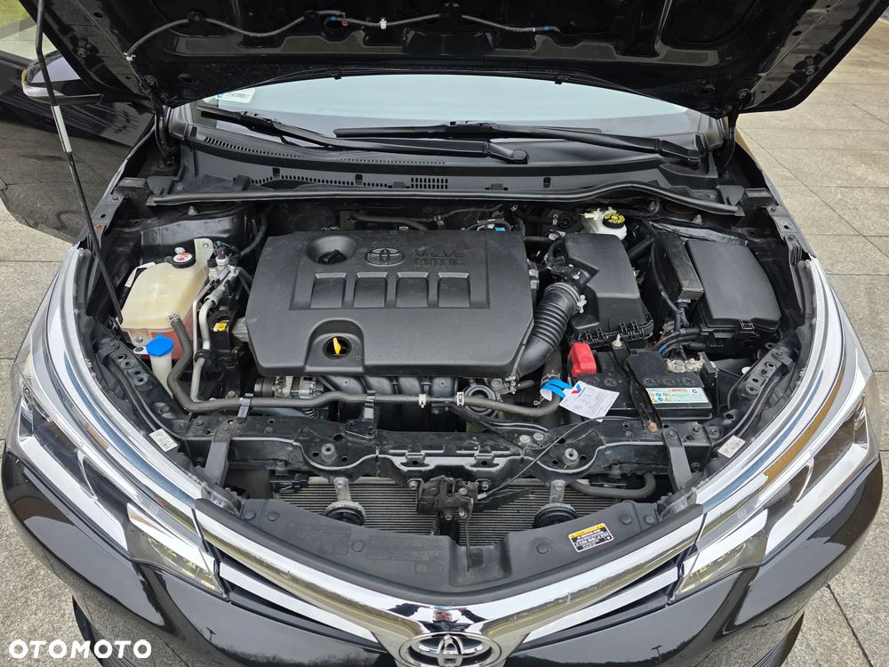 Toyota Corolla 1.6 Active EU6 - 8