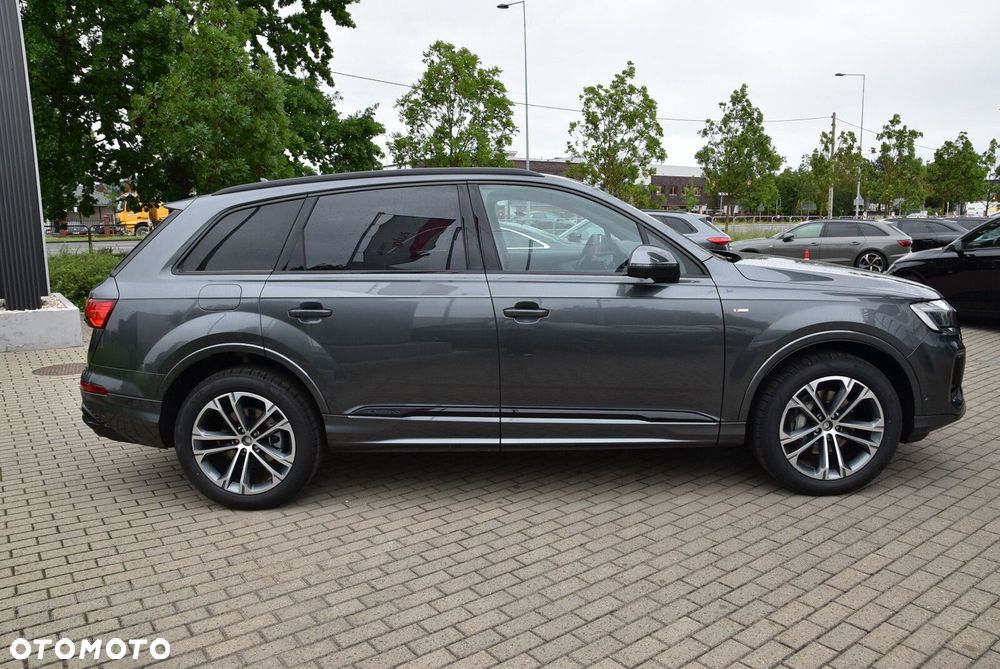 Audi Q7 - 8