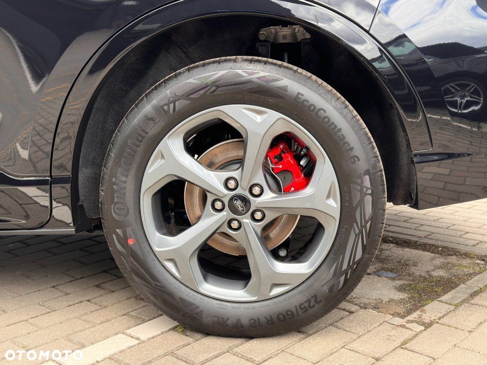 Ford Kuga - 9