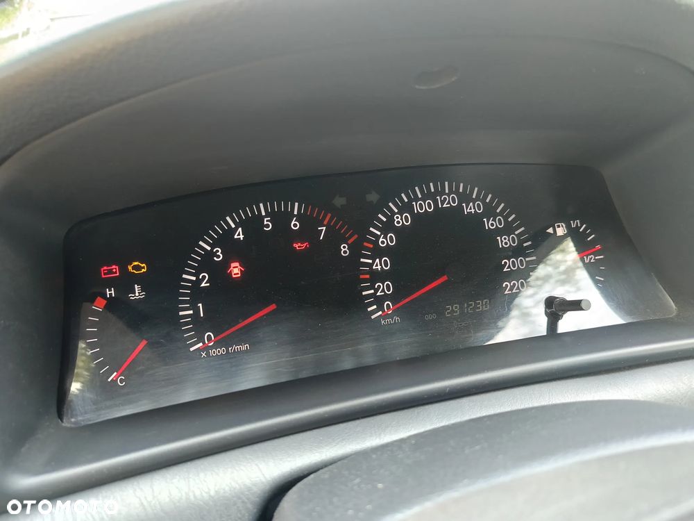 Toyota Corolla 1.4 VVT-i Base - 1