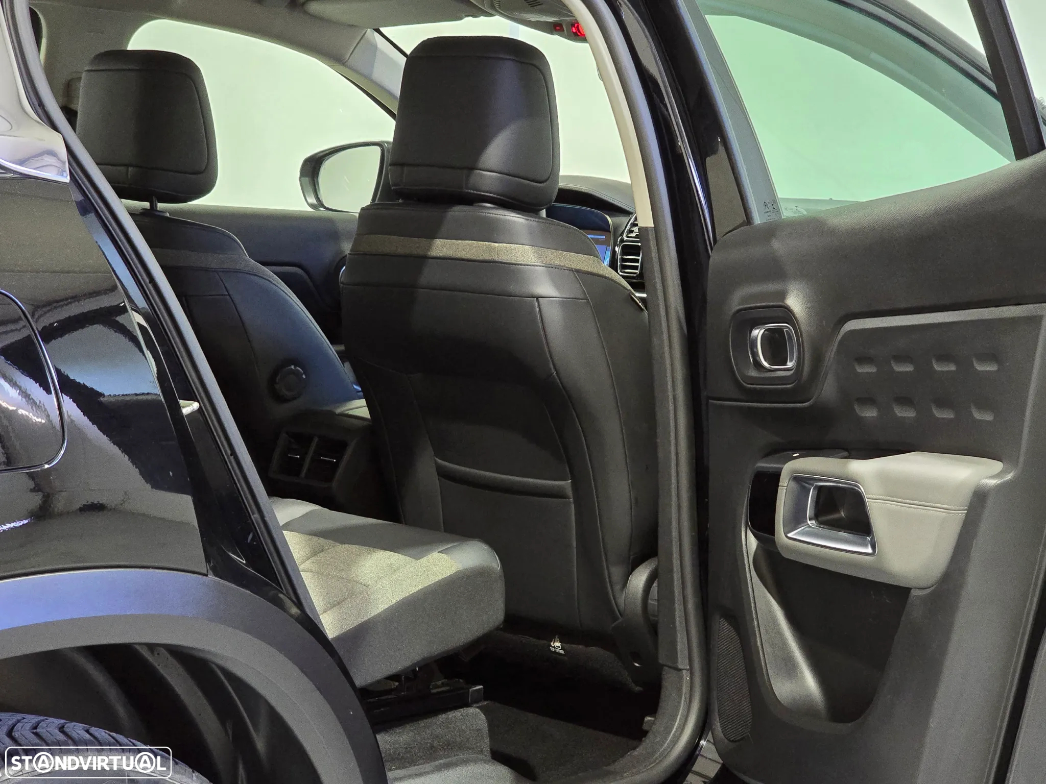 Citroën C5 Aircross 1.6 Hybrid Feel e-EAT8 - 46