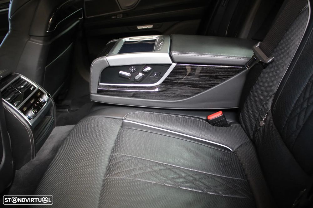 BMW 730 d xDrive Pack M - 33
