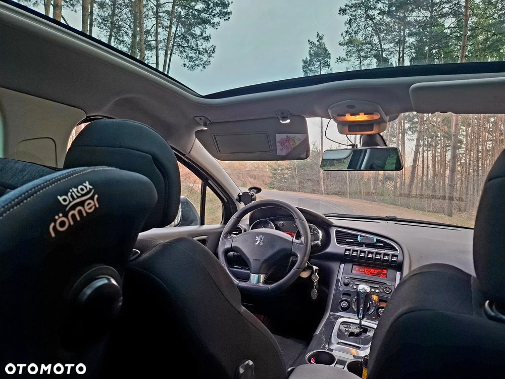 Peugeot 3008 HDi FAP 165 Automatik Allure - 5