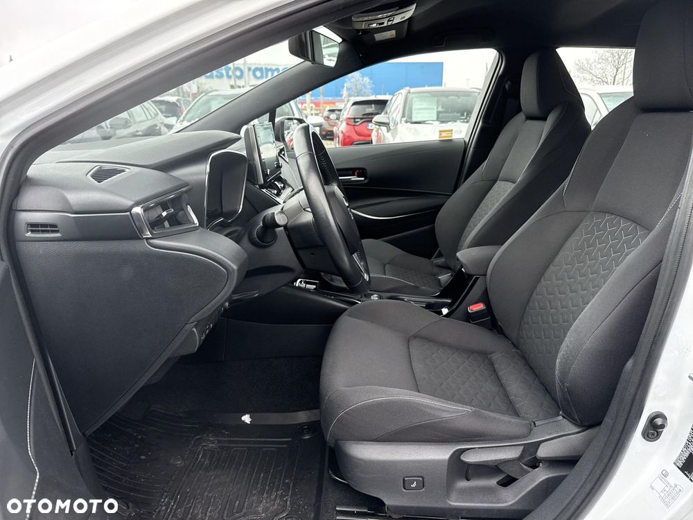 Toyota Corolla 1.8 Hybrid Comfort - 13