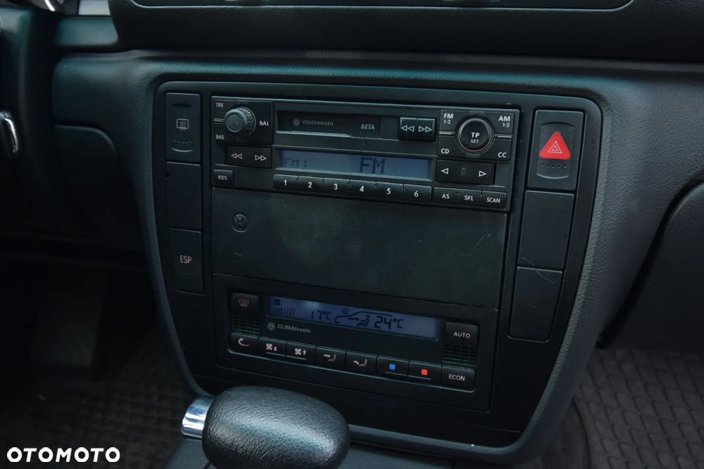 Volkswagen Passat 1.9 TDI Comfortline Tiptr - 15