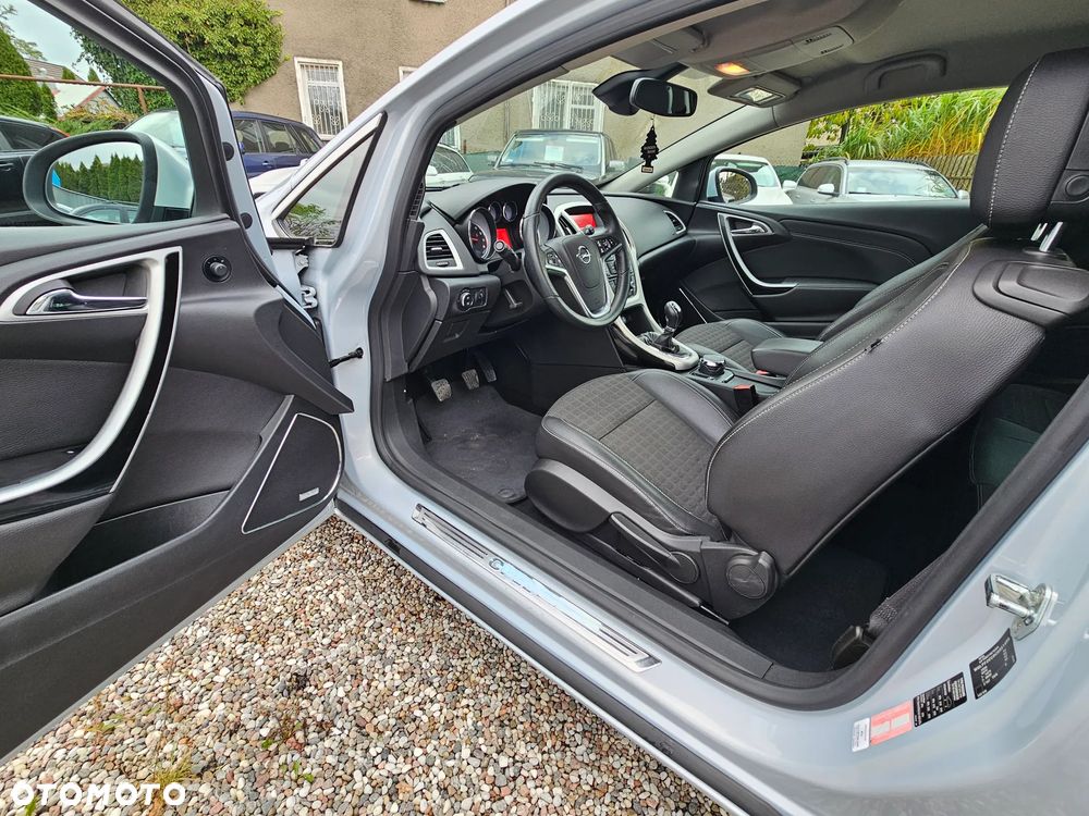Opel Astra 1.4 Turbo - 10