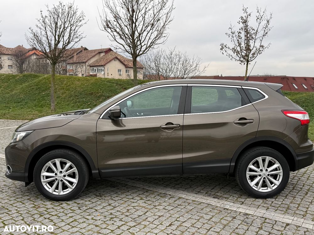 Nissan Qashqai 1.6 DCI ALL-MODE 4x4i ACENTA - 9