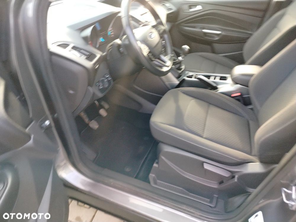 Ford Kuga 1.5 EcoBoost ACTIVE X - 20