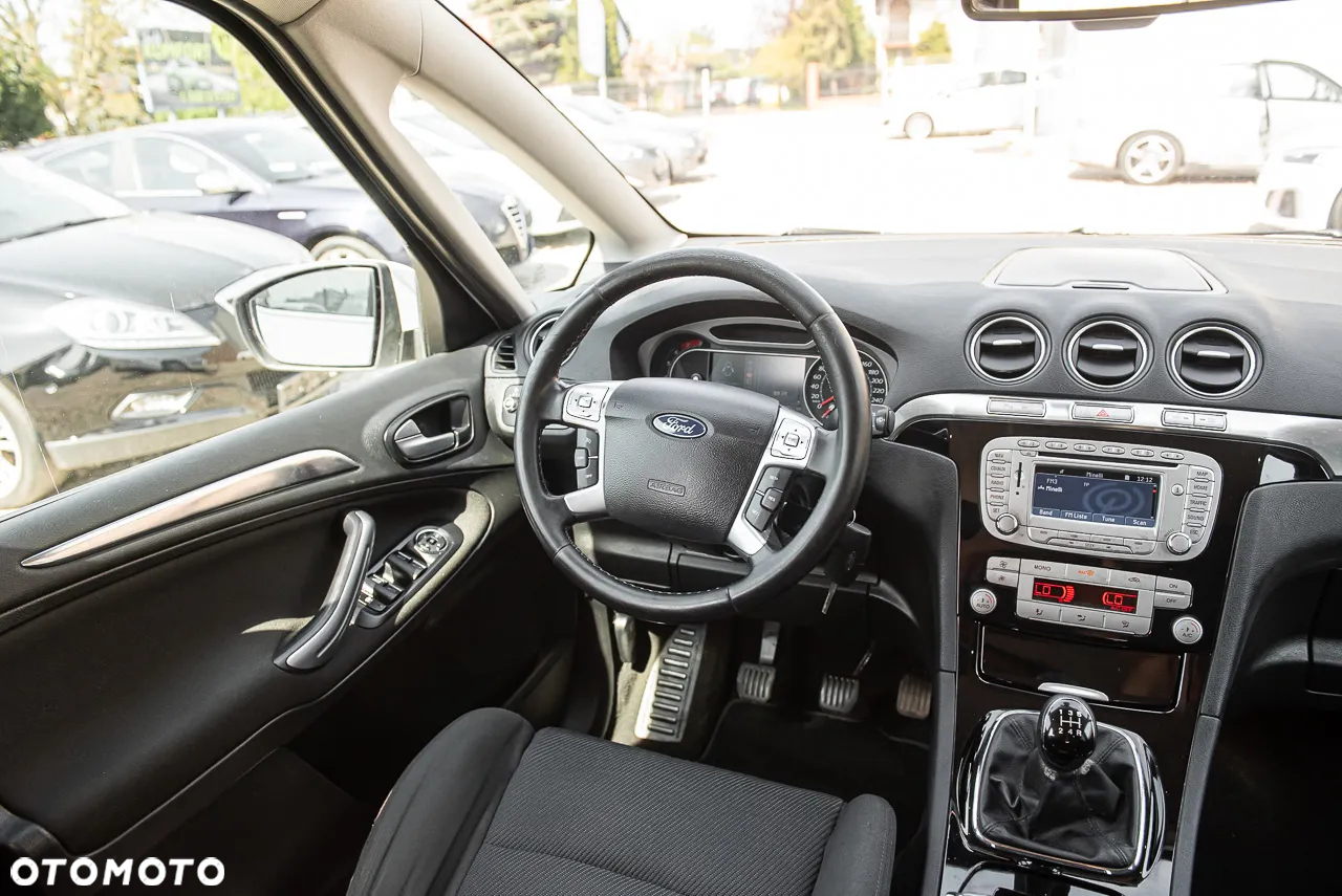 Ford S-Max 2.0 FF Titanium - 21