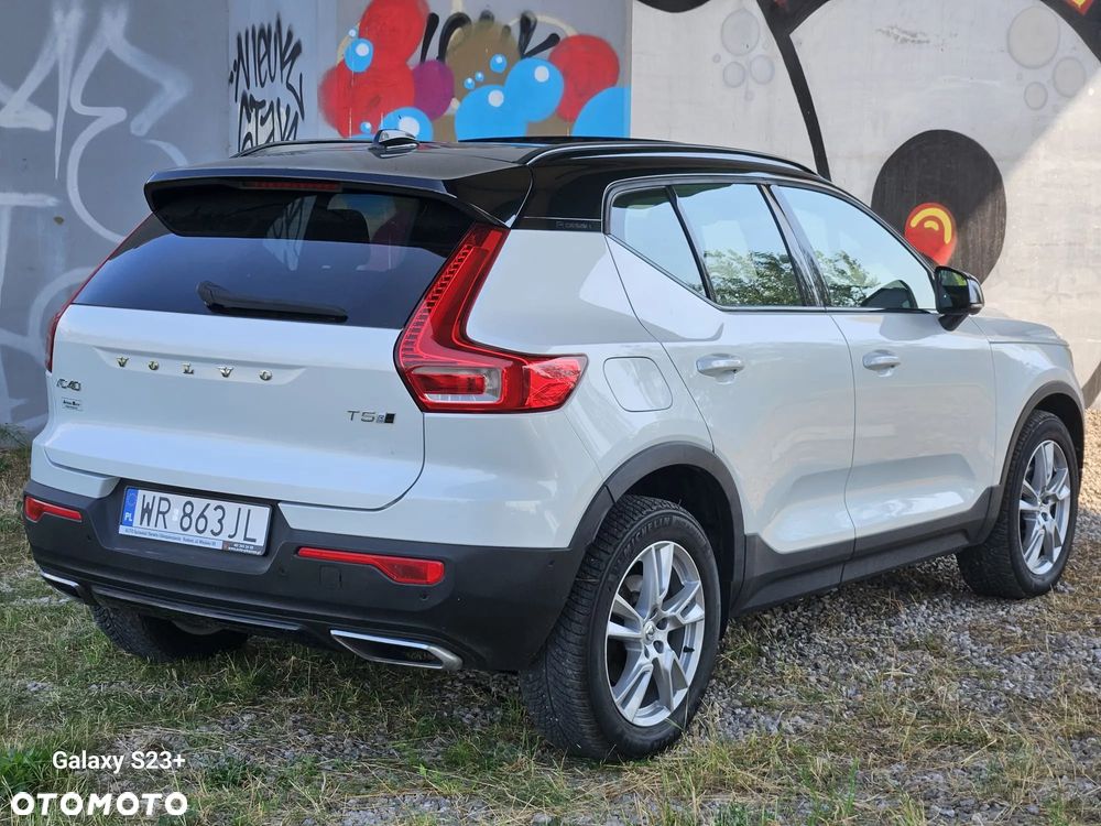 Volvo XC 40 T5 AWD R-Design - 5