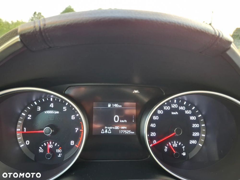 Kia Ceed 1.0 T-GDI 120 OPF Edition 7 - 28