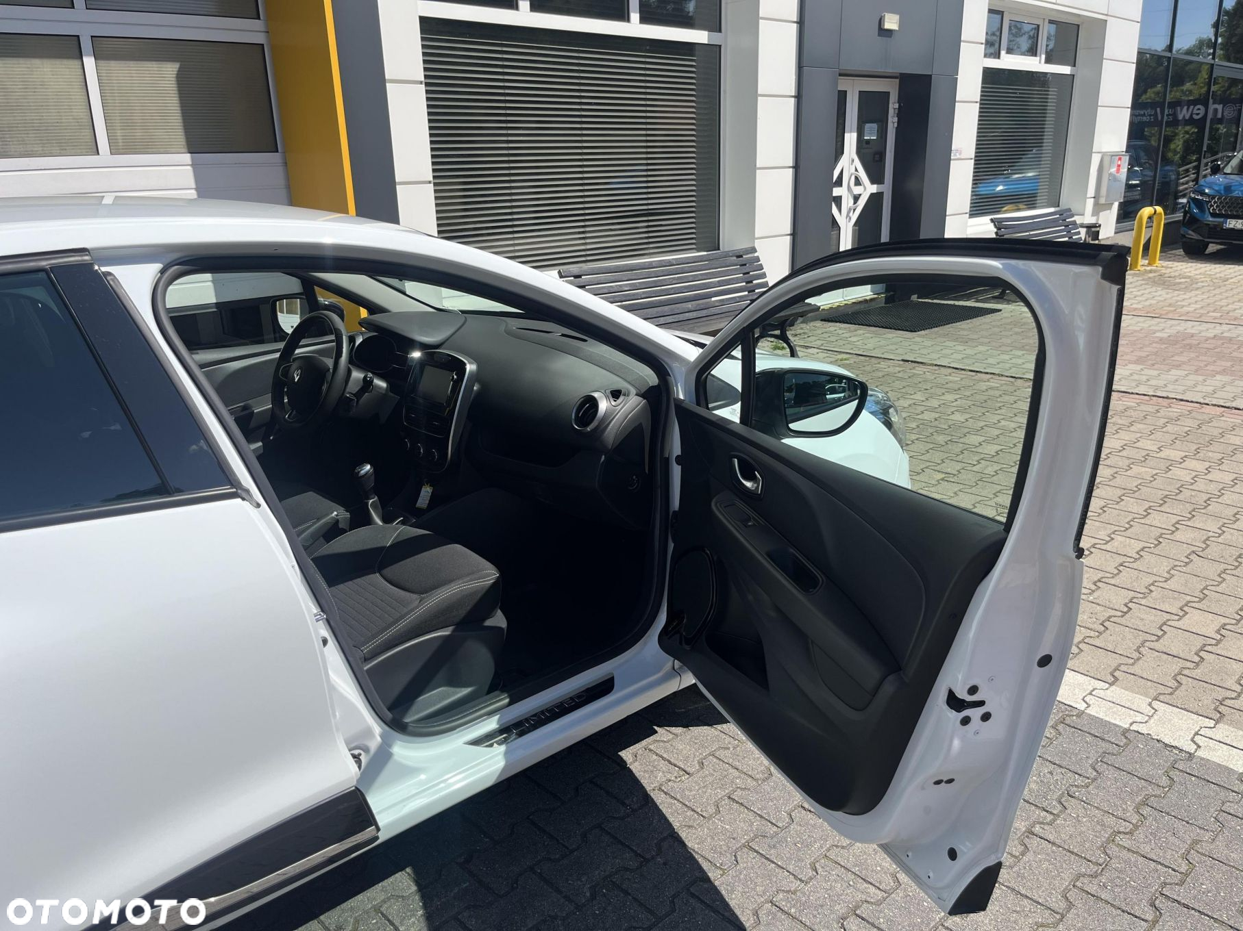 Renault Clio 0.9 Energy TCe Limited EU6 - 19