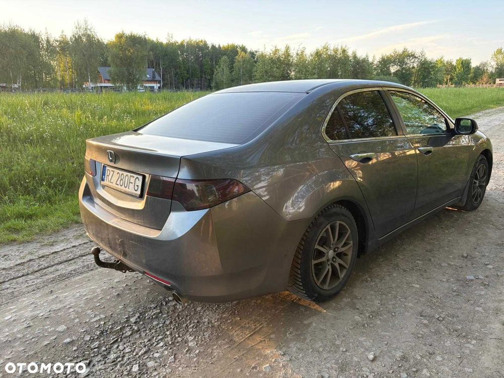 Honda Accord - 2