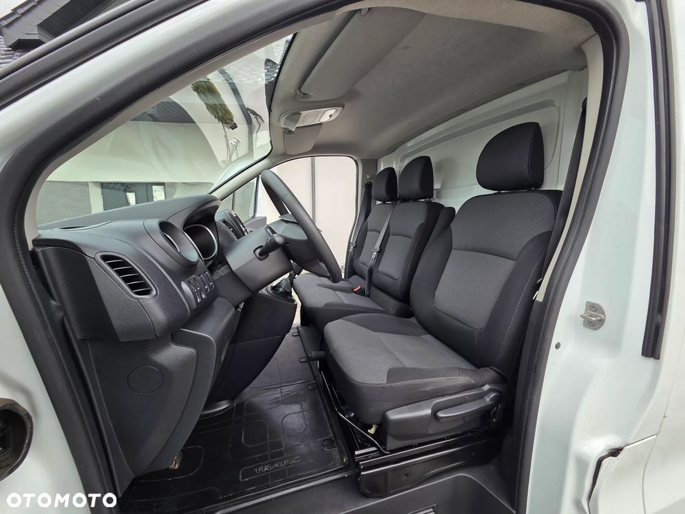 Renault Trafic - 11