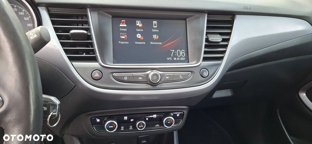 Opel Crossland X 1.2 Start/Stop Automatik 2020 - 17