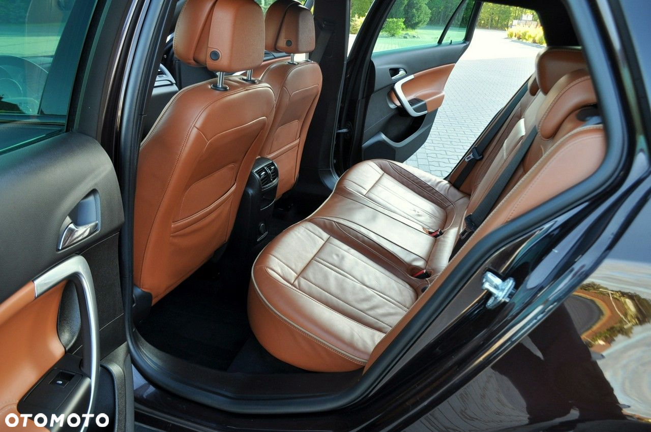 Opel Insignia - 21