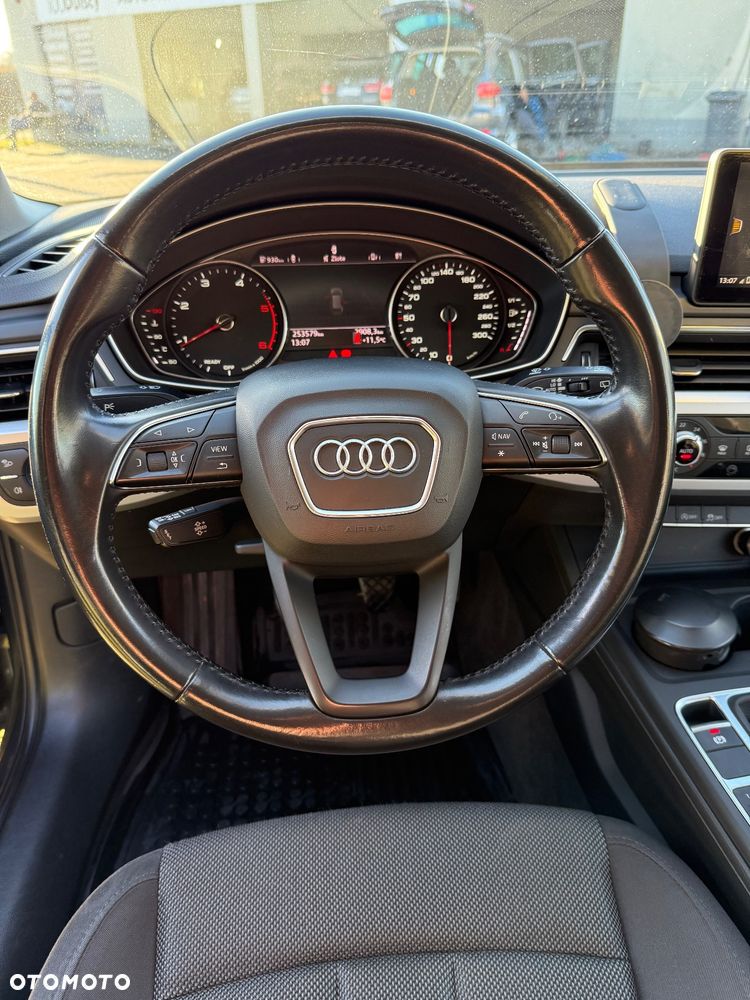 Audi A4 Avant 2.0 TDI - 18