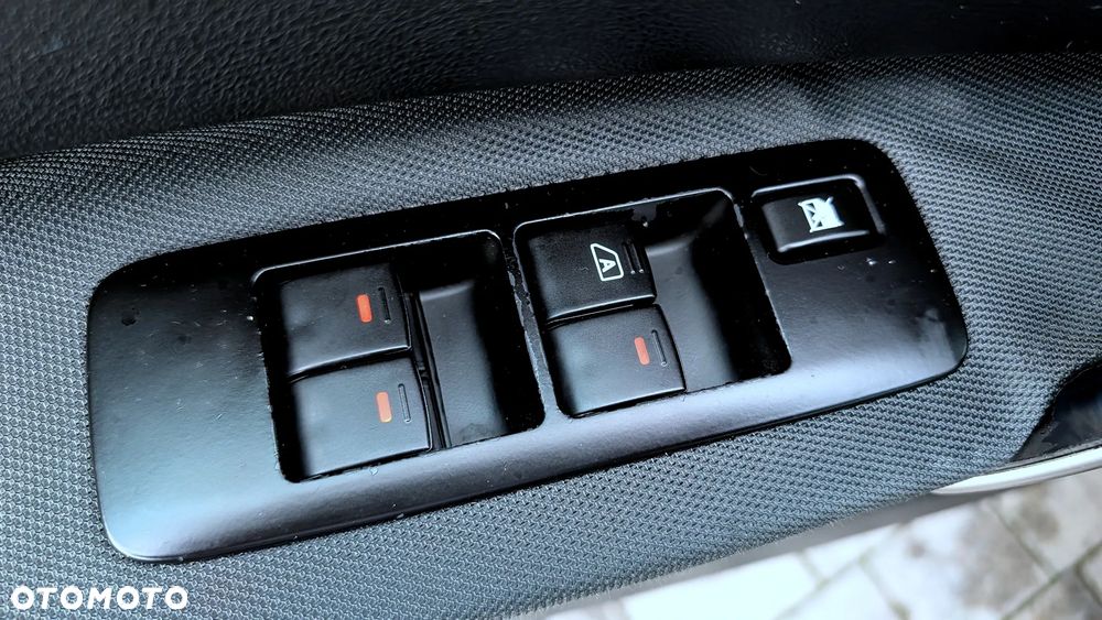 Nissan Qashqai 2.0 tekna - 32