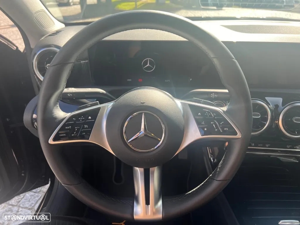 Mercedes-Benz A 200 Limousine d - 3