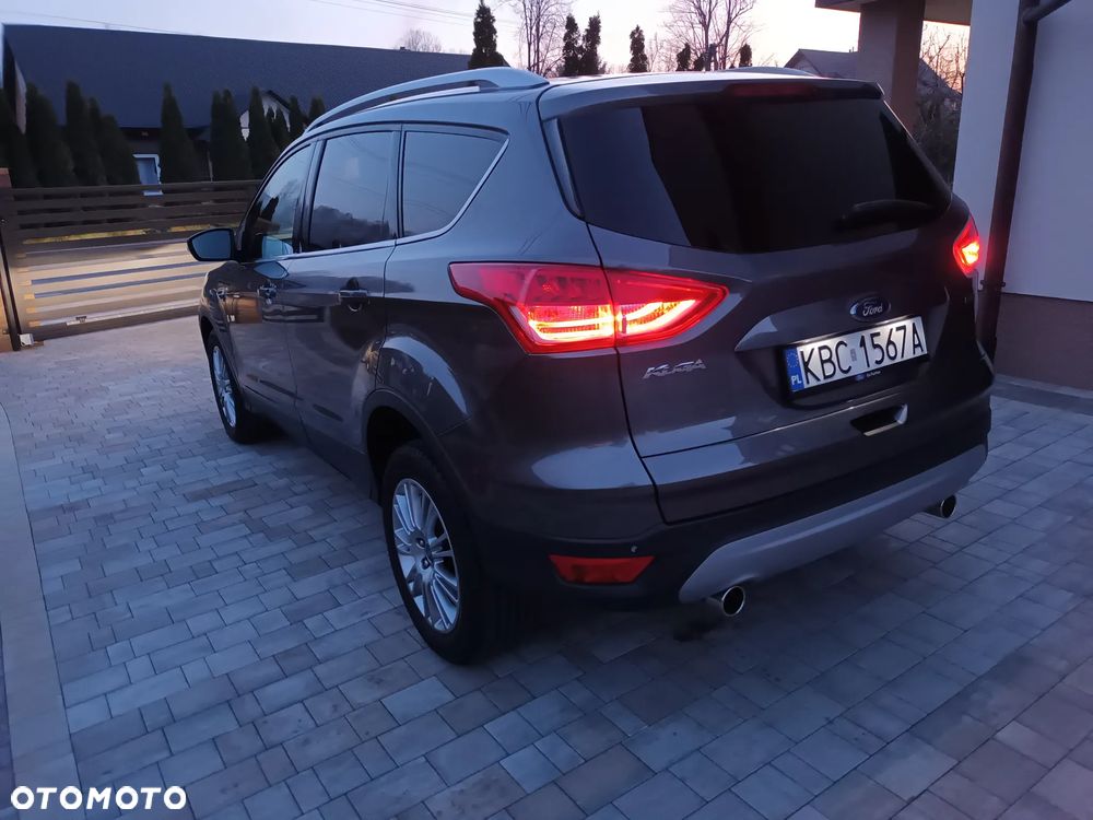 Ford Kuga 1.6 EcoBoost 2x4 Titanium - 14
