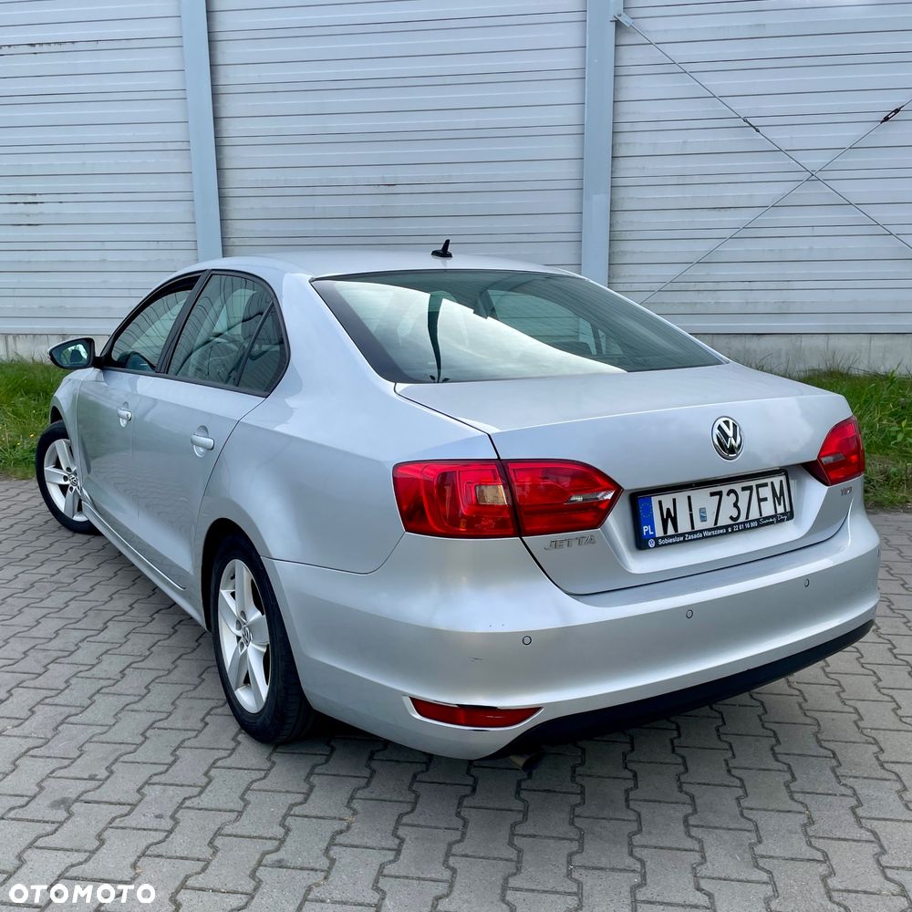 Volkswagen Jetta 1.6 TDI BMT Trendline - 7