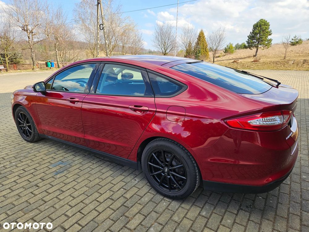 Ford Mondeo 1.5 EcoBoost Ambiente Plus - 11
