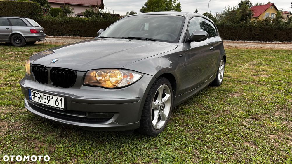 BMW Seria 1 116d - 8
