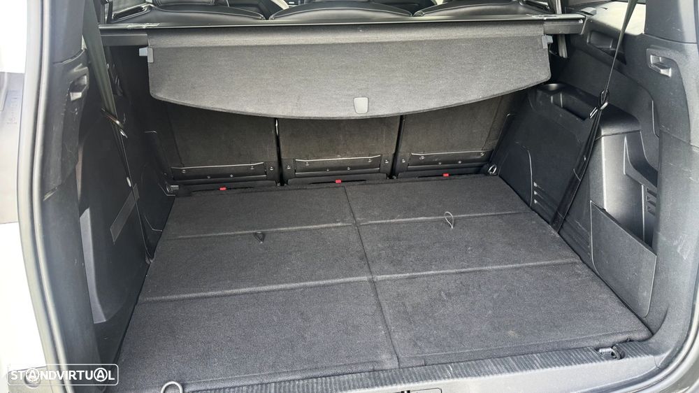 Peugeot 5008 1.5 BlueHDi Allure EAT8 - 28