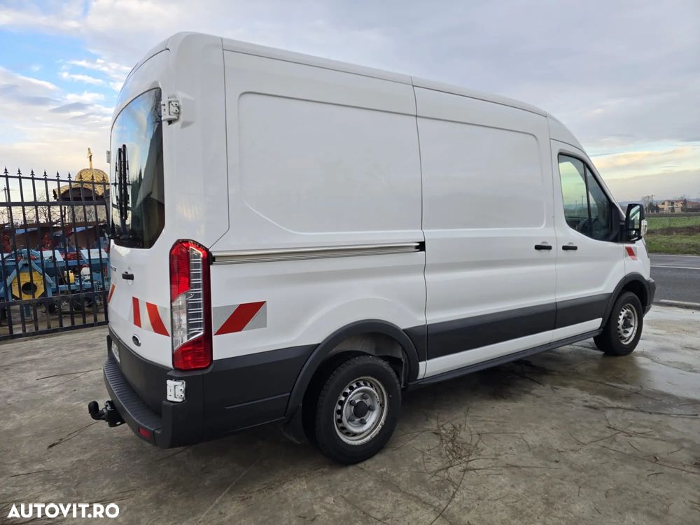 Ford Transit - 4
