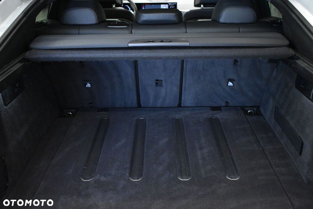 BMW X6 - 25