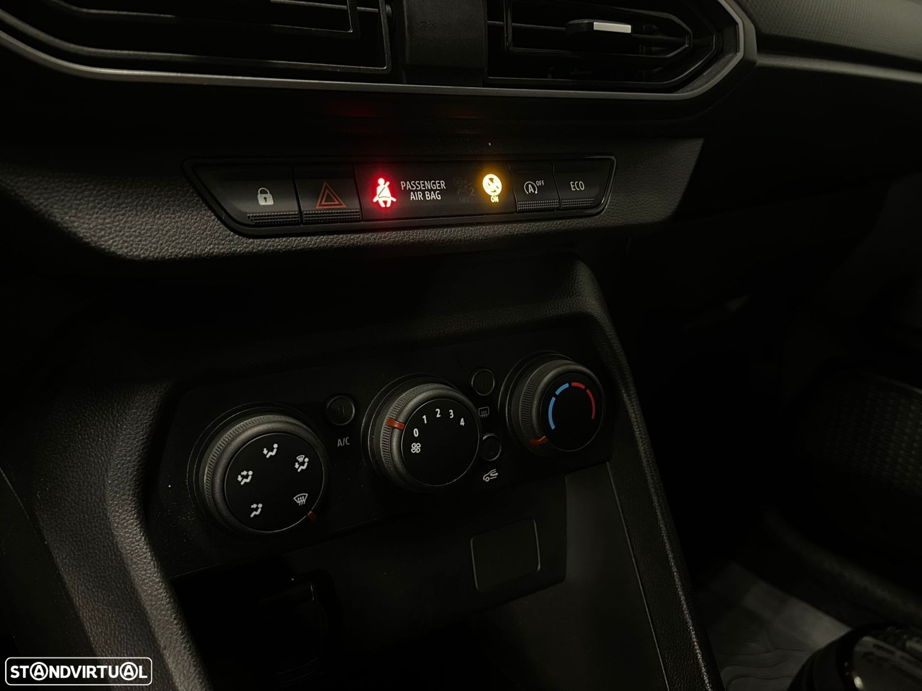 Dacia Jogger 1.0 ECO-G Essential 7L Bi-Fuel - 16
