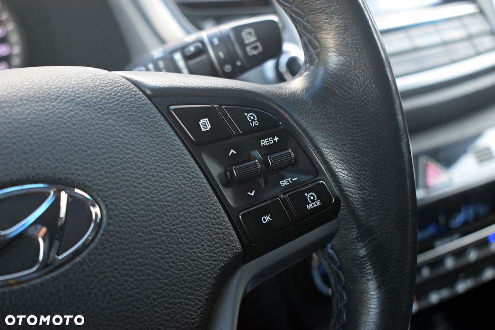 Hyundai Tucson 2.0 CRDi 4WD Automatik Style - 35