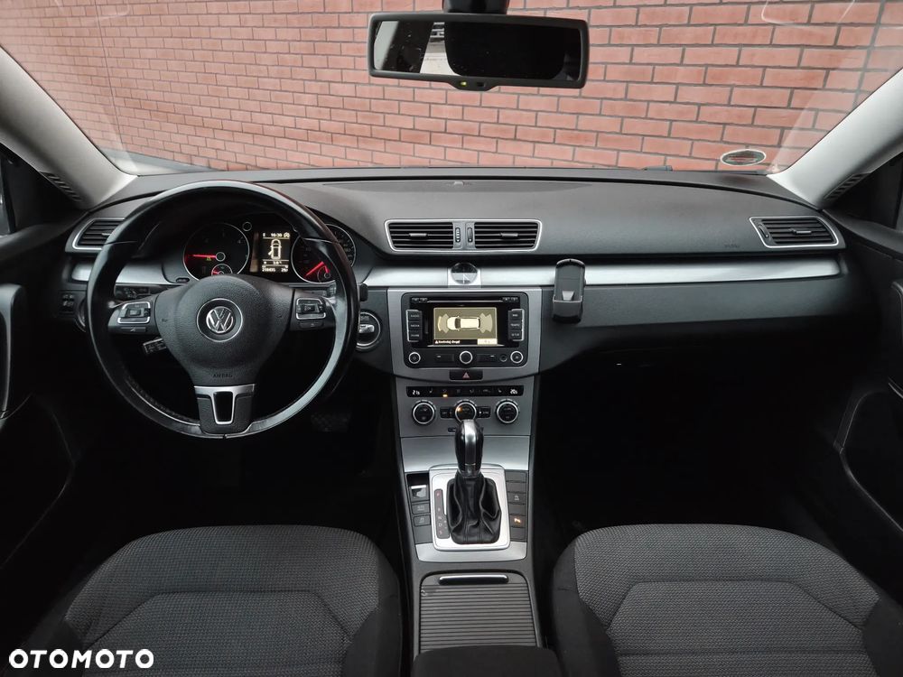 Volkswagen Passat Variant 2.0 TDI BlueMotion Technology Comfortline - 2