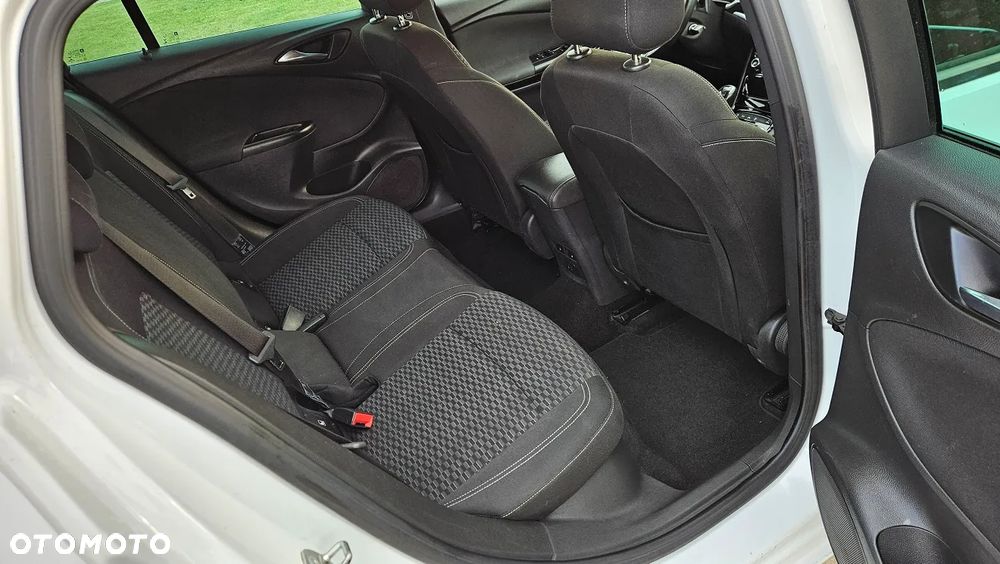 Opel Astra 1.4 Turbo Start/Stop Innovation - 12