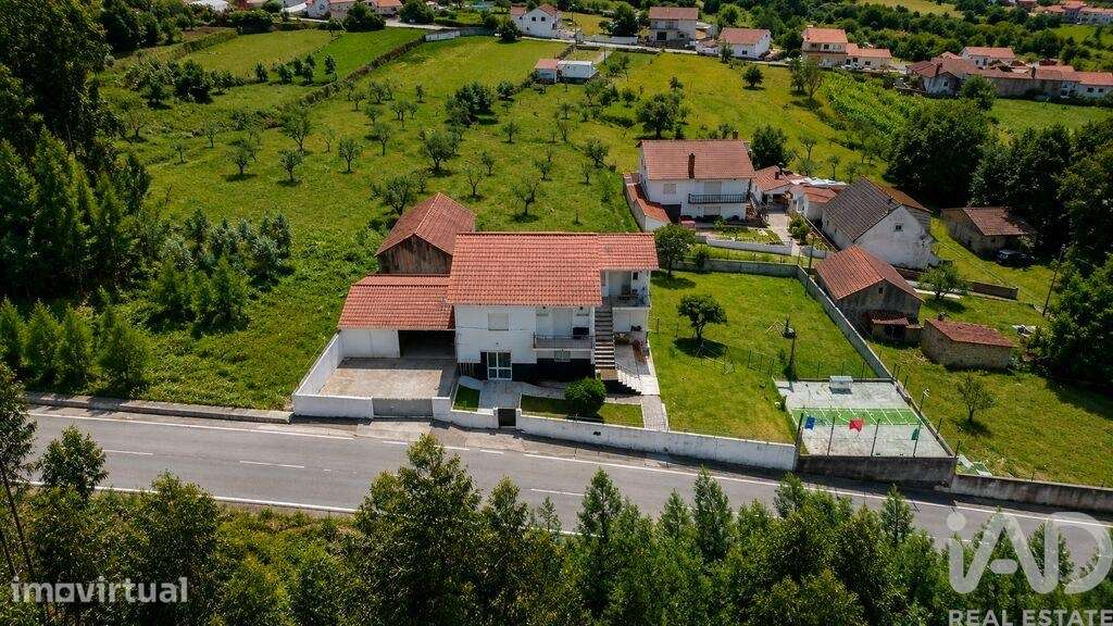 Moradia isolada em São Miguel, Santa Eufémia e Rabaçal de 240 m2 - Grande imagem: 3/36