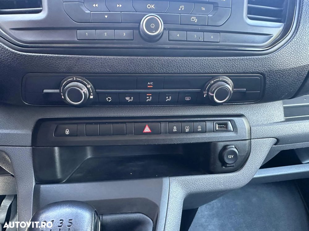 Toyota Proace 1.5 D-4D 120CP 8+1 L2H1 Base+ - 18