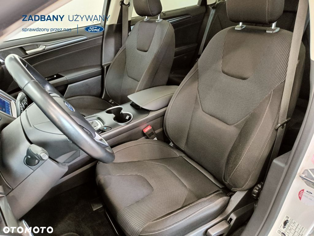 Ford Mondeo 2.0 Hybrid Titanium - 11