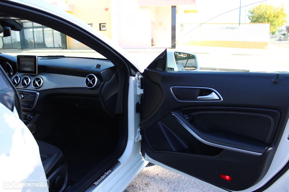 Mercedes-Benz CLA 200 d Shooting Brake Urban - 27